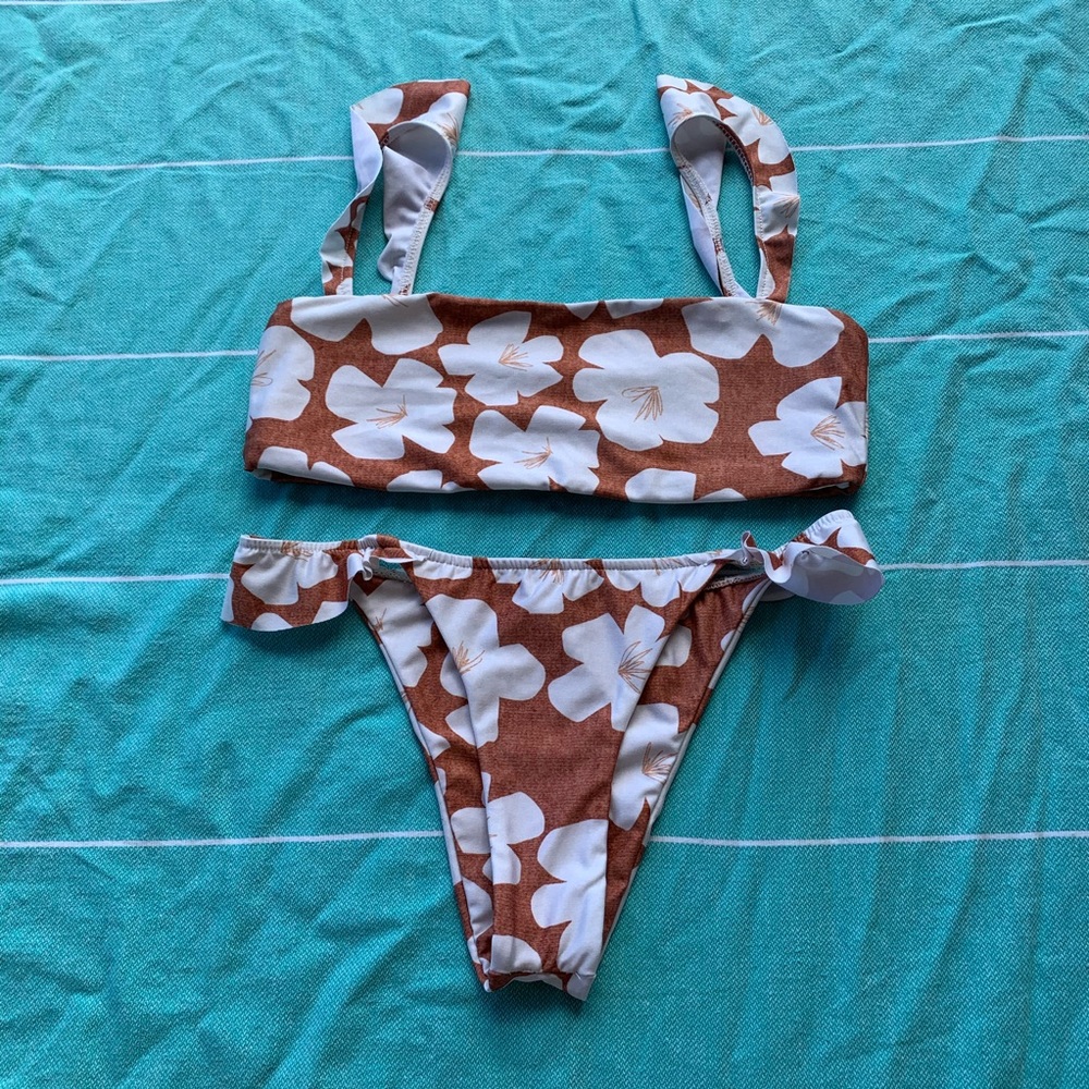 Stone Fox Hibiscus Set